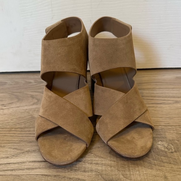 VINCE Farrah Suede Block Heel Sandal - Picture 5 of 9